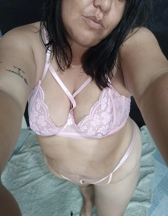 Nee adhovastr prastut karna jo meri paripakv 😍 patni ki seksi ke pas aaya