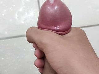 Handjob with small dick until I come (11cm)