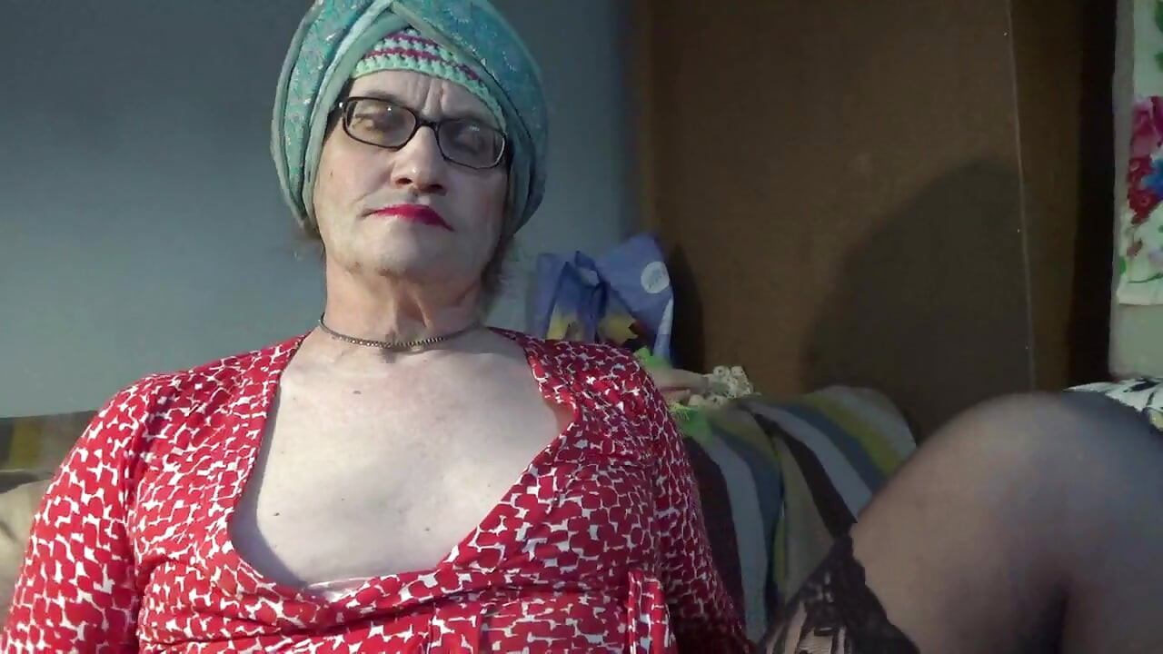 Ponoćni ladyboy Serge Lusin. 2025j