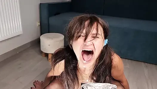 Ateşli olgun orta yaşlı seksi kadın azdırıyor
