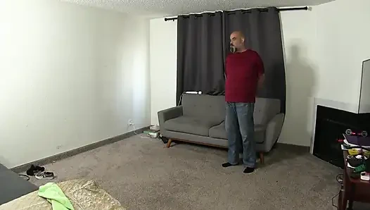 Külotlu çoraplı büyüleyici ponpon kız