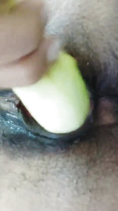 Desi horny girl masturbate with a dildo