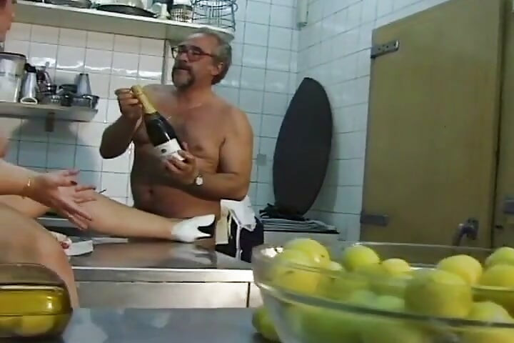 Curvy French Granny Got Pounded After Baking a Tape