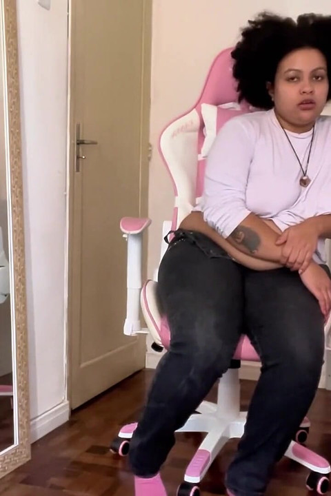 BBWの食事とPのおなら、彼氏が見ていて迷惑なの