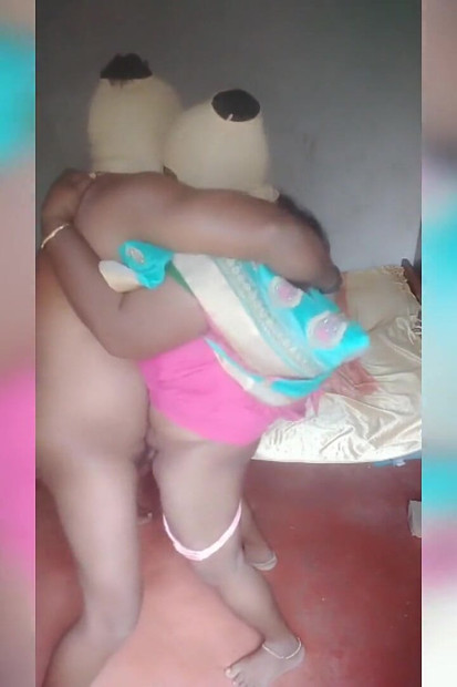 Persembahan saree kekasih India