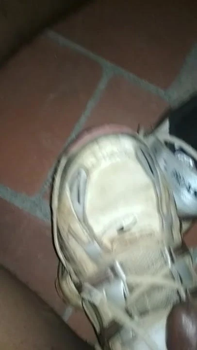 Sneaker gay