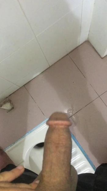 Bangladeshi Cumshot