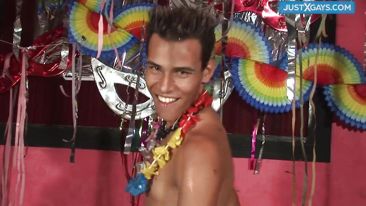 Schwule orgie, sucht nach jemandm zum spielen