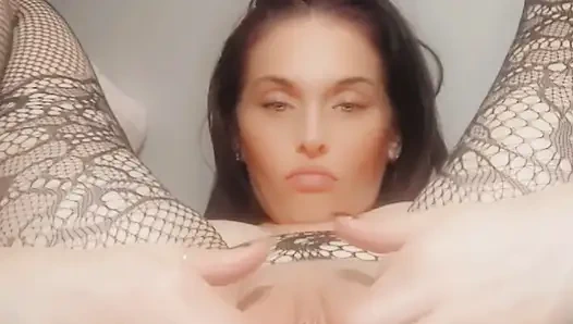 Bahse girerim bir kez bile izleyemezsin