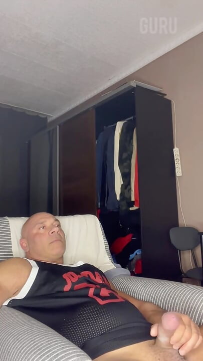 Mr Guru Home Wank Jerk