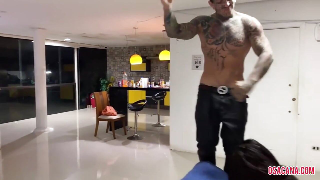 Isteri nakal suka batang besar