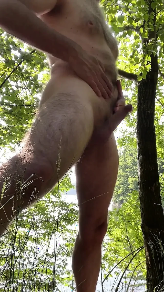 I Love Be Naked in the Forest and Masturbate