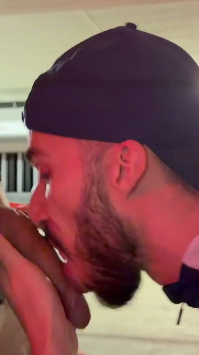 Citebeur.com - Vadim Romanov picks up Cocksucker in a parking lot | Clip 2