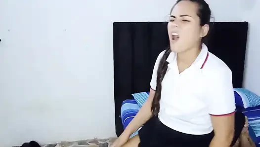 Sensual dance after school makes perverted stepdad hot