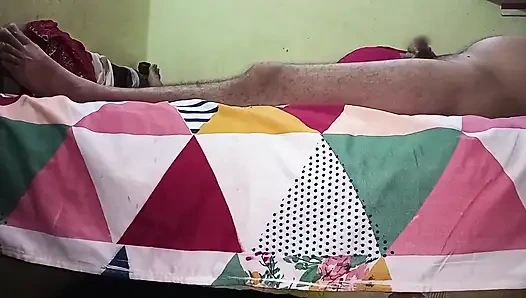 Üvey baba üvey kızını sabah seksiyle sikiyor