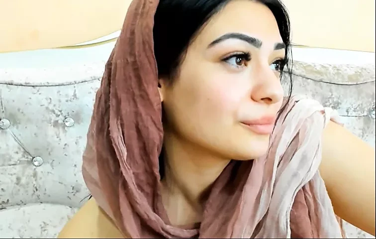 Busty Arab Girl Fingers Her Hairy Pussy