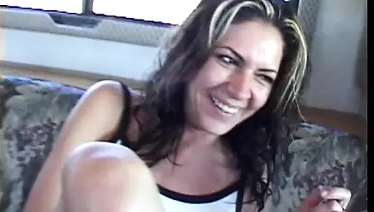 Seks Projesi 4 Vahşi Üçlü Sikiş Festivali