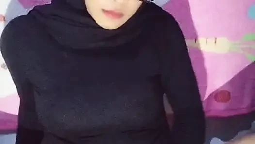 Hijab Girl Goes Home From Work
