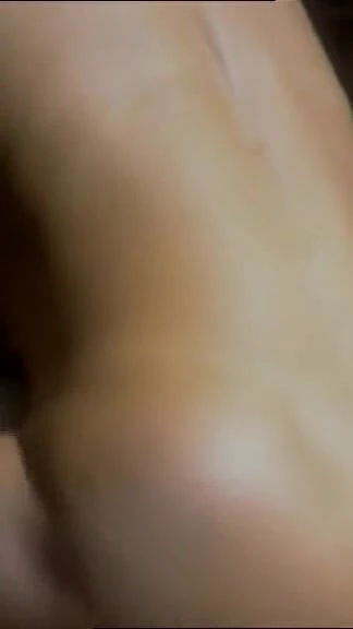 来自“艺术家MOLTO LIBIDINOSE（完整电影）”的迷人时刻
