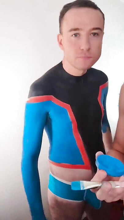 Cosplay Marvelov wiccan jebe obješenog umjetnika