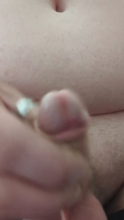 Schnelles wichsen mit sperma