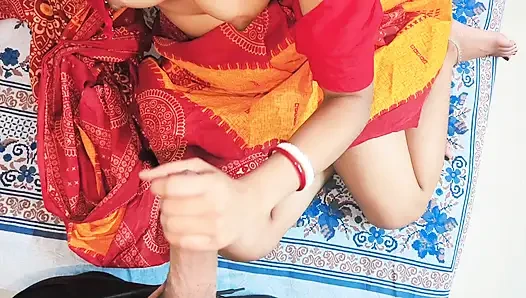Newly Married Desi Indian Wife Hardcore Sex in Saree and Creampied