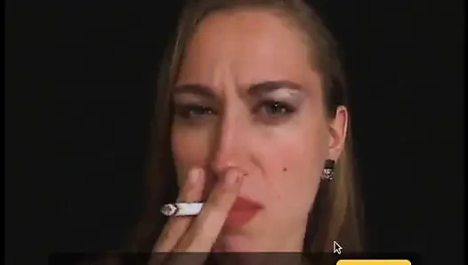 Film streaming dari danka dari gadis-gadis telanjang merokok