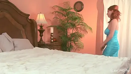 Twistys - Kendra James, Ashley Graham поедают друг друга