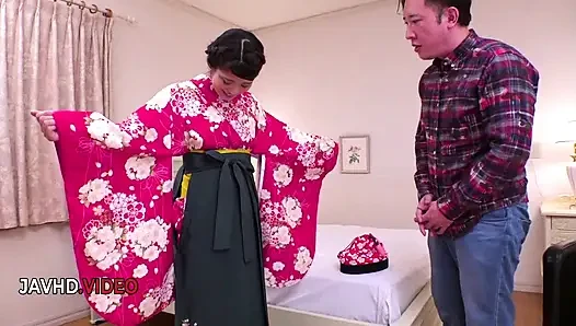 Rayuan sensual si ema kato yang berujung pamer kenikmatan di kamar tidur