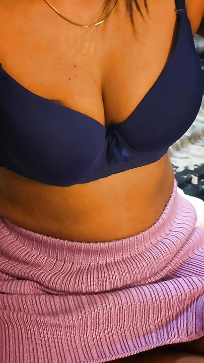 Γδύσου μαζί μου Κεράλα Mallu καυτή γυναίκα Izha