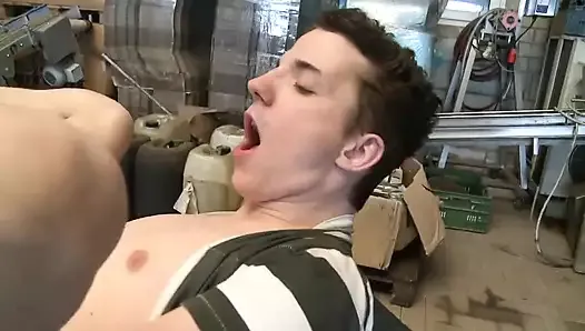 German Skater Guy Into Fist and Cum