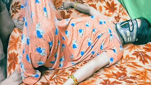 Video mesra-mesraan pasangan india di panggung!