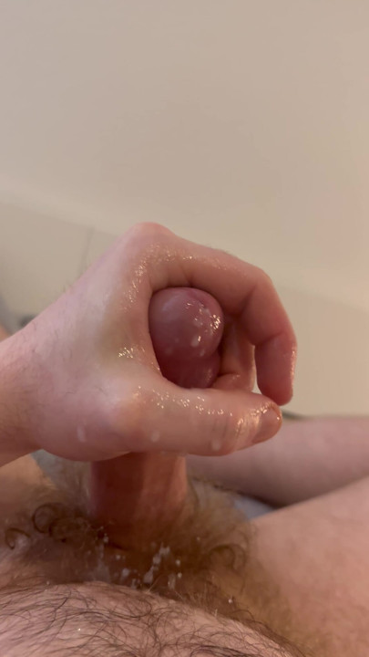 Spermskud på offentligt toilet