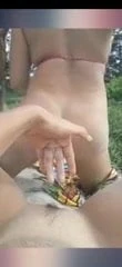 Girls friends quickly masturbate and cum at the beach