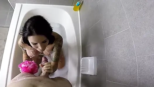 Reagan lush gopro vers lagi asik ngocok di kamar mandi