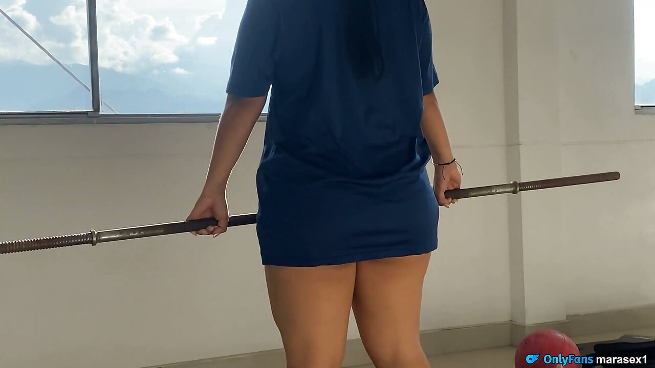 Big Ass Latina Fit Got a Huge Load After Working Out!