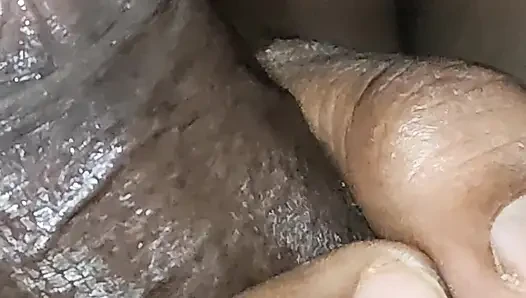 Üvey kız kardeş gırtlağına kadar alıyor ve sikişiyor