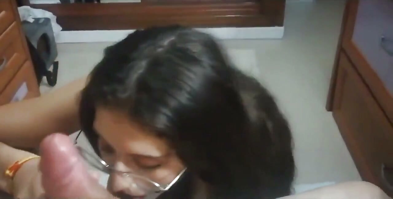 Teen Amateur Blowjob with Cum Mouth and Swallow