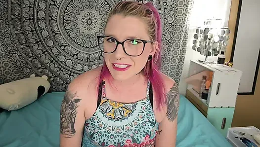 Stepsister's First Poophole Fuck