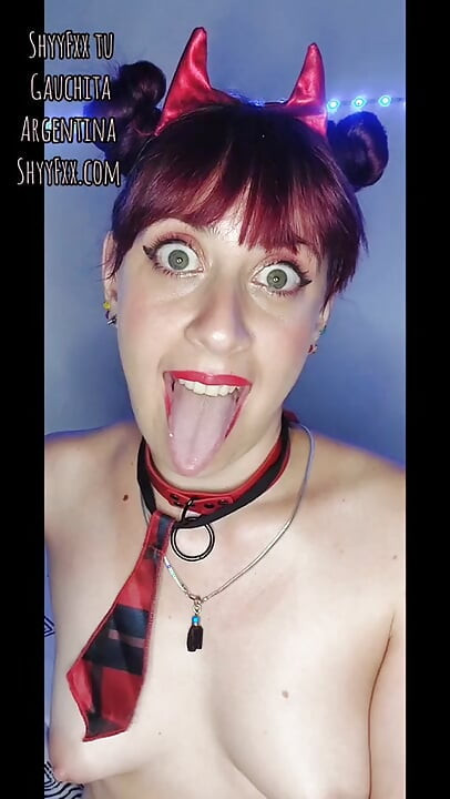 Горячая история 4: Он обожает наблюдать, как я наслаждается другими членами и трахаю меня в конце!