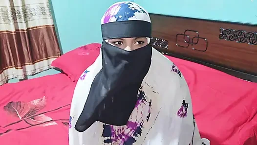 Aunty gave me her pink pussy to fuck, oops