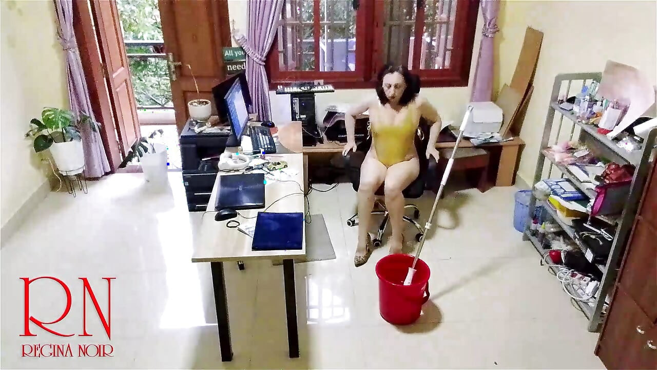 La propina no oficial del limpiador de oficina 304 video completo