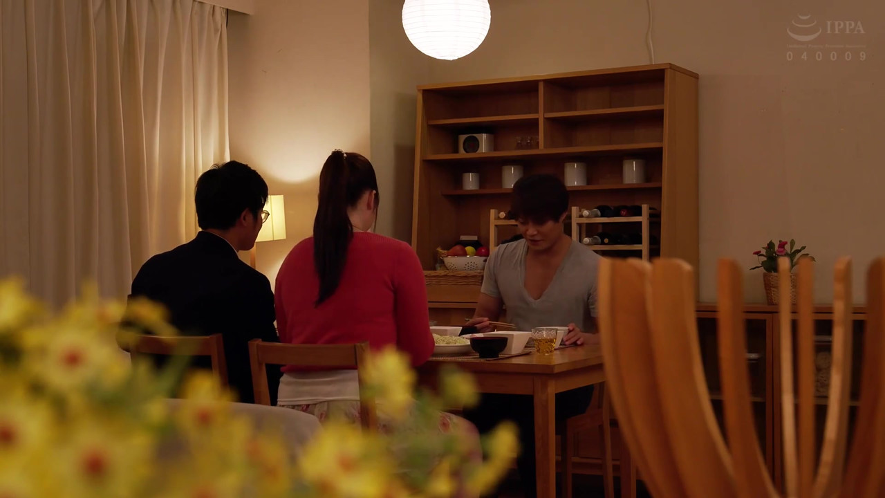 隣人のエステ師に性感開発され寝取られてしまったうちのJカップ美爆乳むっちり潮吹き妻