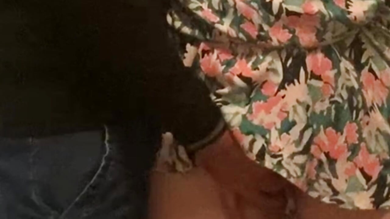 Finger Jævla Ludder Milf i T-banen