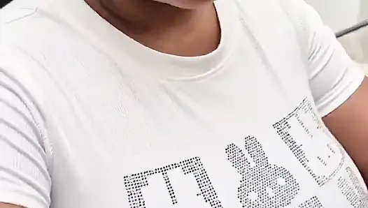 Я просто хочу быть с тобой трахаться и сунуть свои пальцы в твою задницу.