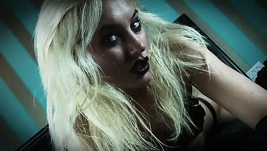 Темное завораживает