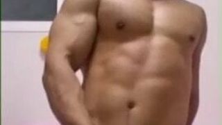 Koreanischer Bodybuilder