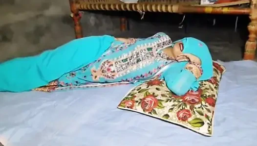 Aaj apni Ko daba kr choda