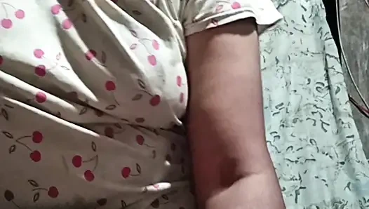 Raw & Real: Mohinis erste private Videoanruf-session