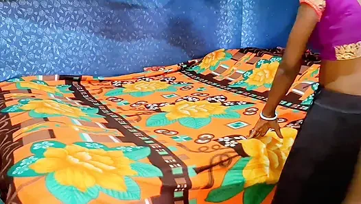 После того как мы улеглись на кровати, мы с моей сексуальной женой занялись интенсивным анальным сексом, настоящее секс-видео дези с сексом в розовой блузке